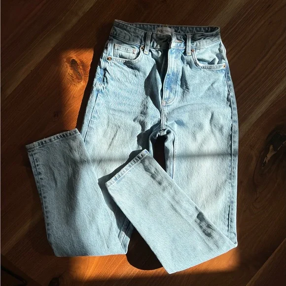 Zara Women’s Jeans - Picture 2 of 5